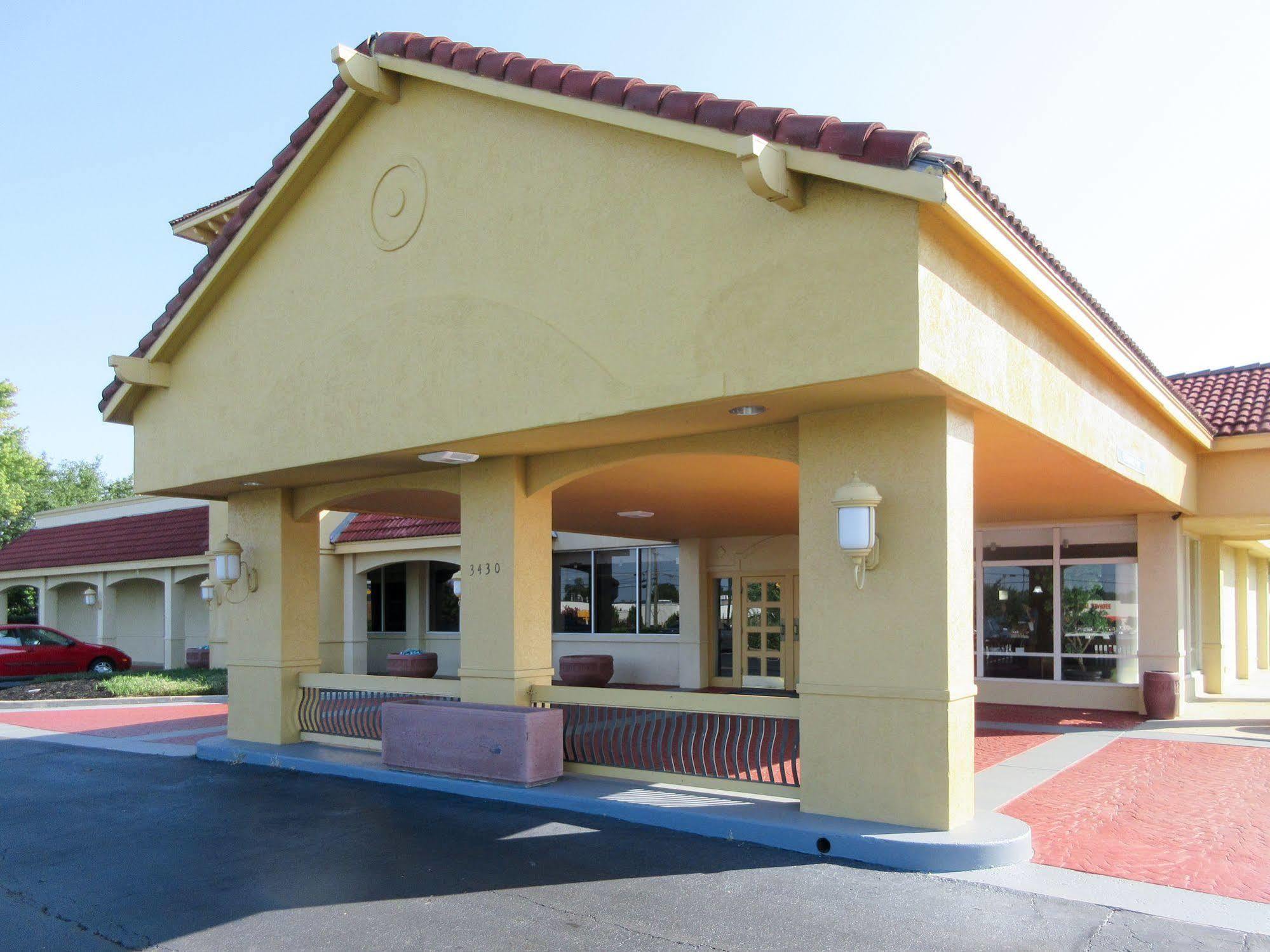 אנדרסון Quality Inn Clemson Near University מראה חיצוני תמונה