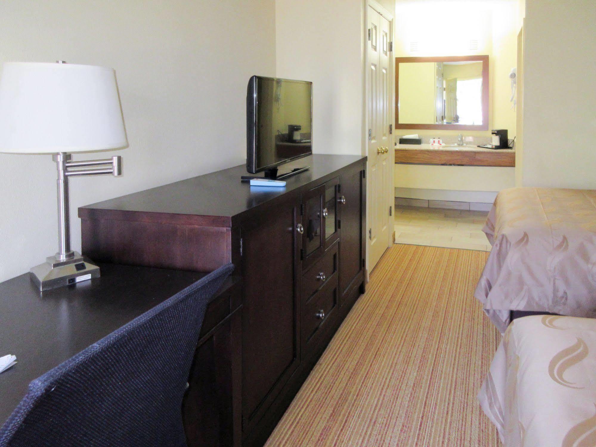 אנדרסון Quality Inn Clemson Near University מראה חיצוני תמונה